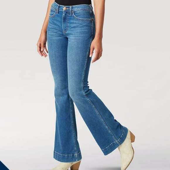wrangler women's western yoke flare jean